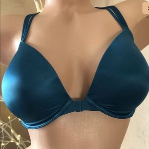 32DDD Victoria’s Secret Very Sexy Push-Up